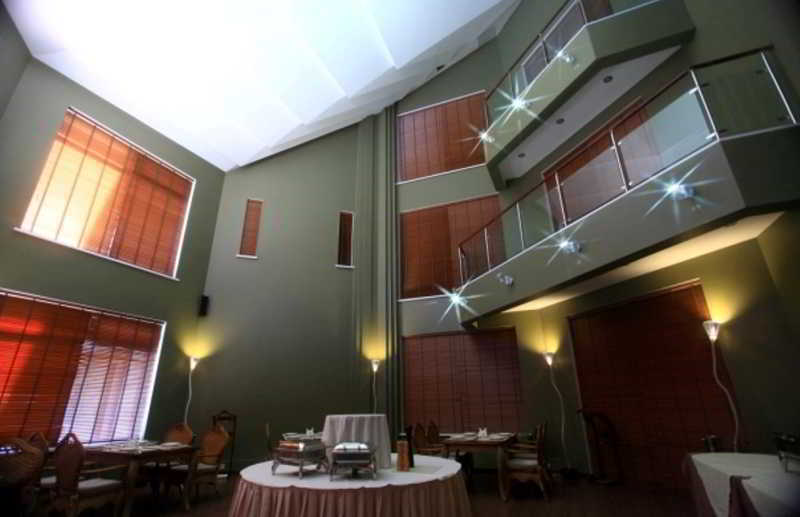 Grand M Hotel Navoi Kültér fotó